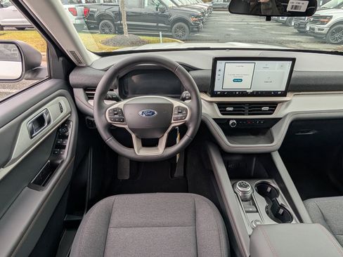New 2026 Ford Explorer Active image 14