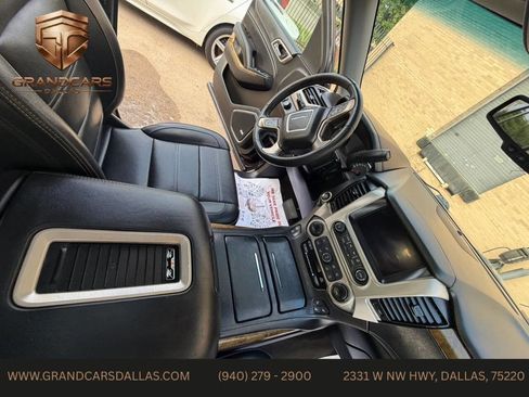 Used 2017 GMC Yukon Denali w/ Open Road Package RWD image 7