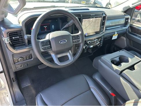 New 2026 Ford F250 Lariat w/ FX4 Off-Road Package image 13