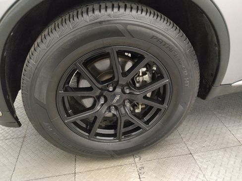 Used 2020 Dodge Durango SXT w/ 3rd Row Seating Group RWD image 31