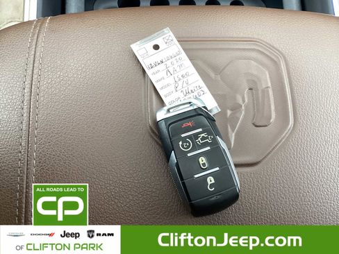 Used 2020 RAM 1500 Laramie image 20