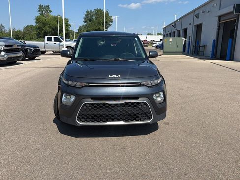 Used 2022 Kia Soul LX FWD image 8