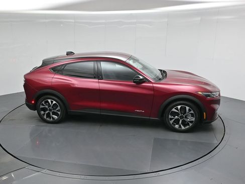 Certified 2025 Ford Mustang Mach-E Select image 55