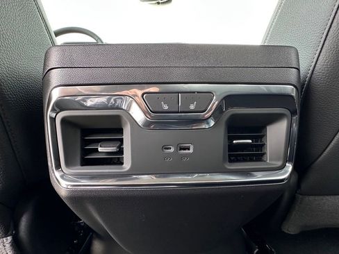 New 2026 GMC Sierra 1500 Denali w/ Denali Reserve Package AWD/4WD image 22