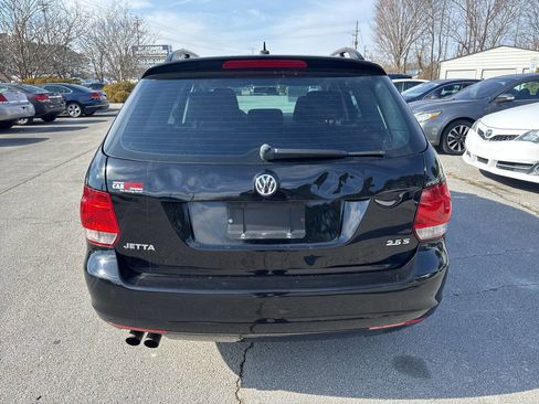 Used 2014 Volkswagen Jetta S image 6