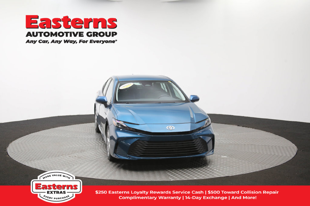 Used 2025 Toyota Camry LE FWD image 51