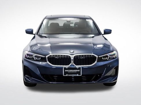 New 2026 BMW 330i xDrive Sedan w/ Premium Package AWD/4WD image 8