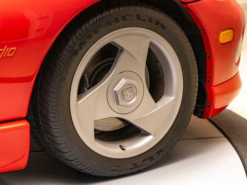 Used 1992 Dodge Viper RT/10 image 16