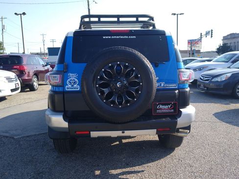 Used 2007 Toyota FJ Cruiser 4WD image 10