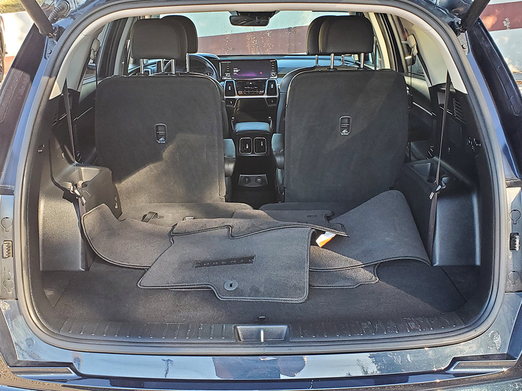 Used 2023 Kia Sorento EX AWD/4WD image 7