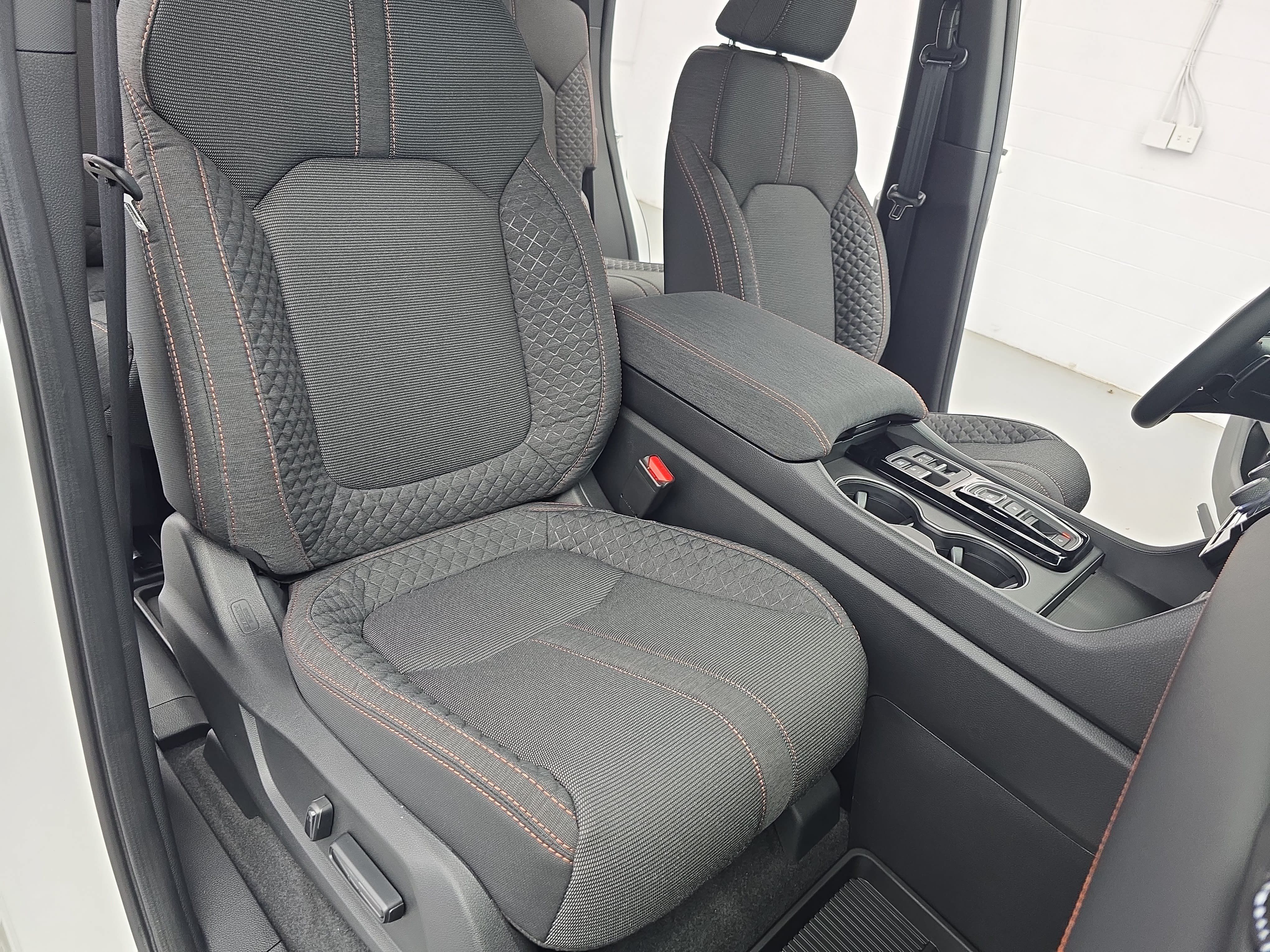 New 2026 Honda Pilot Sport image 10