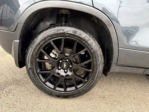 Used 2021 Chevrolet Trax LT w/ Sport Edition image 10