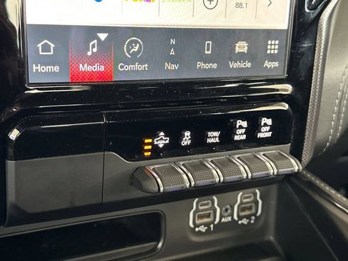 Used 2022 RAM 1500 Limited AWD/4WD image 20
