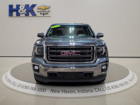 Used 2014 GMC Sierra 1500 SLE w/ SLE Value Package AWD/4WD image 2