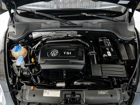 Used 2013 Volkswagen Beetle 2.0T image 43