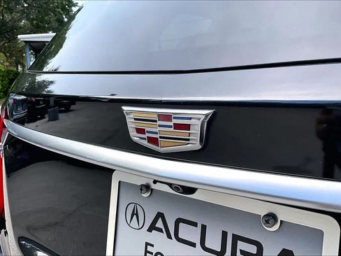 Used 2020 Cadillac XT6 Premium Luxury FWD image 31