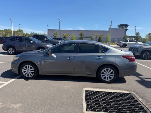 Used 2018 Nissan Altima 2.5 S image 4