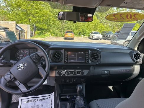 Used 2022 Toyota Tacoma SR w/ SX Package AWD/4WD image 13