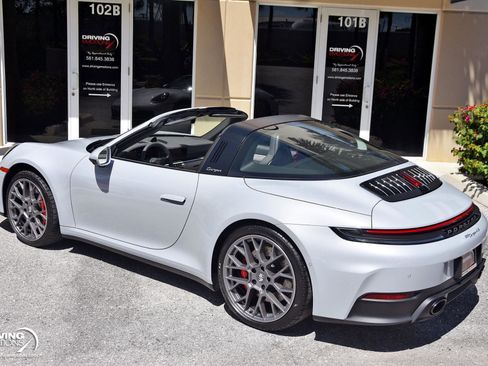 Used 2026 Porsche 911 Targa 4S AWD/4WD image 31
