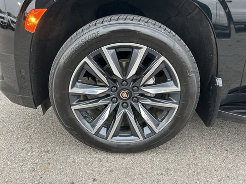 Used 2023 Cadillac Escalade Sport image 8