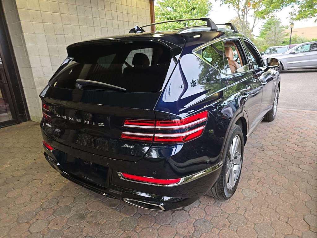 Used 2024 Genesis GV80 2.5T w/ Advanced Package AWD/4WD image 6