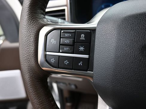 Used 2025 Ford F450 King Ranch w/ FX4 Off-Road Package image 32