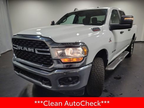 Used 2024 RAM 2500 Big Horn w/ Off Road Package image 4