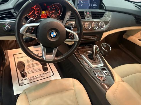 Used 2015 BMW Z4 sDrive28i RWD image 13