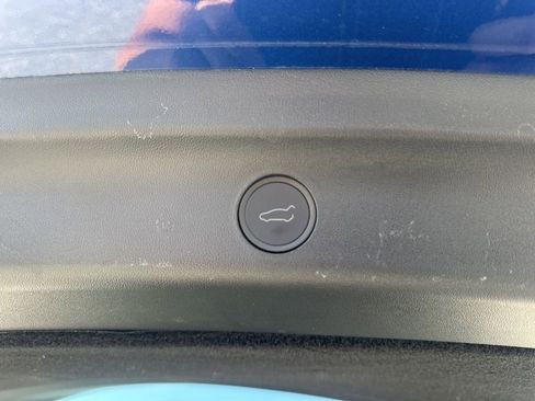 Used 2024 Tesla Model Y Long Range image 30