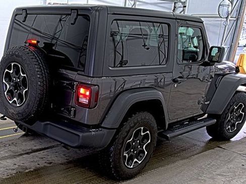 Used 2021 Jeep Wrangler Sport S image 2