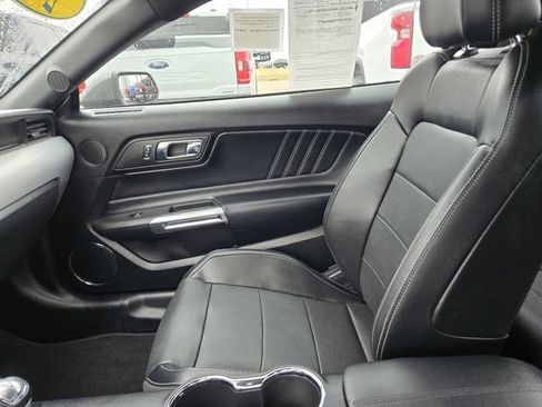 Used 2016 Ford Mustang GT Premium image 34