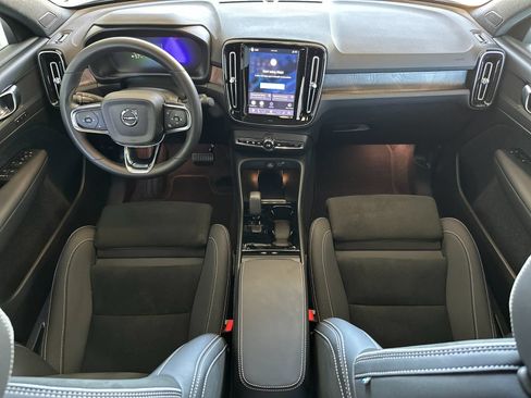 Certified 2023 Volvo C40 P8 Recharge Plus AWD/4WD image 4