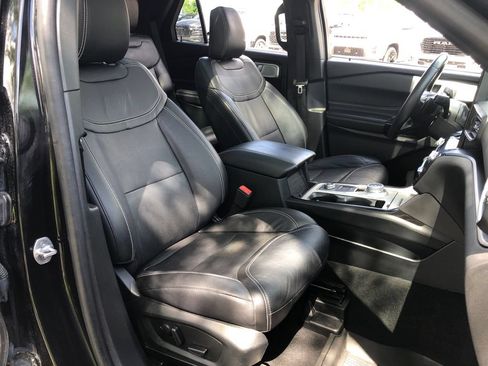 Used 2022 Ford Explorer ST w/ Equipment Group 401A AWD/4WD image 6