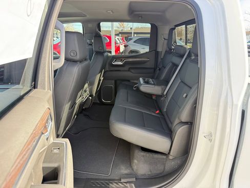 New 2026 GMC Sierra 1500 SLT w/ SLT Premium Package image 21