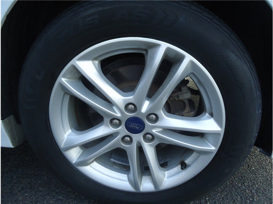 Used 2018 Ford Fusion SE FWD image 29