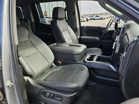 Certified 2022 GMC Sierra 1500 SLT w/ SLT Convenience Package image 14