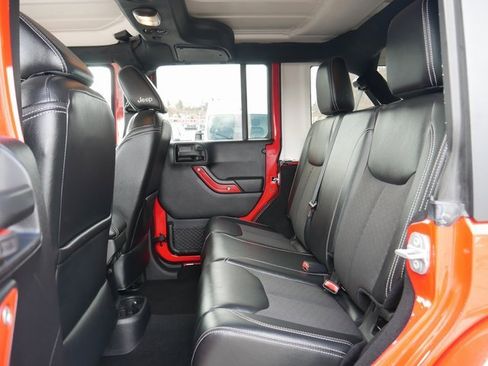 Used 2016 Jeep Wrangler Unlimited Sport image 15