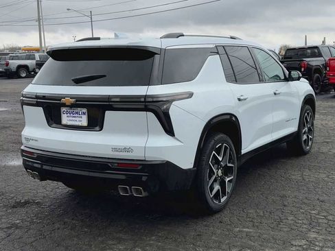 New 2026 Chevrolet Traverse High Country w/ LPO, Floor Liner Package FWD image 8