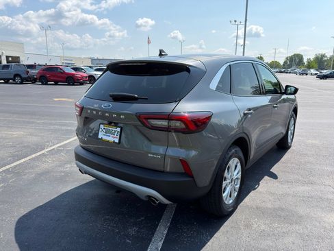 Used 2024 Ford Escape Active AWD/4WD image 6