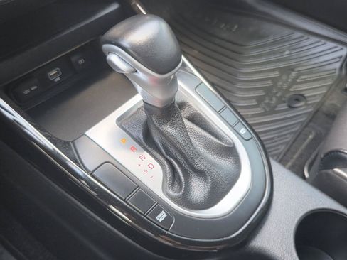 Used 2022 Kia Forte GT-Line FWD image 15