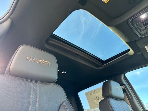 New 2026 Chevrolet Silverado 1500 High Country image 10