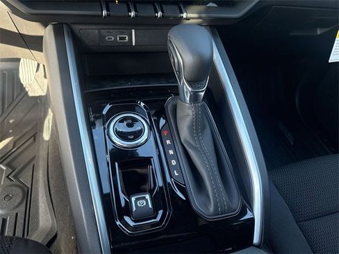 New 2026 Chevrolet Colorado LT image 16