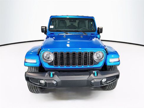 Used 2024 Jeep Wrangler Sport S image 8