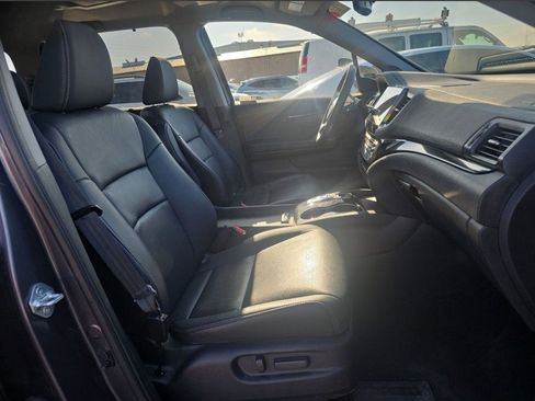 Used 2022 Honda Pilot Touring image 24