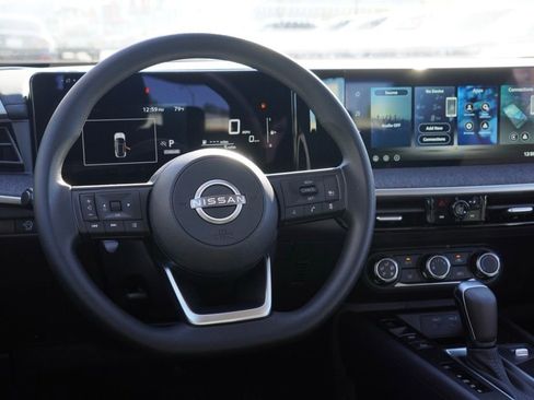 New 2026 Nissan Kicks S image 25