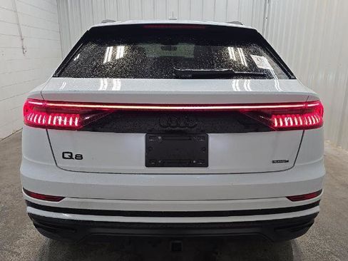 Used 2021 Audi Q8 Premium Plus w/ Premium Plus Package AWD/4WD image 5