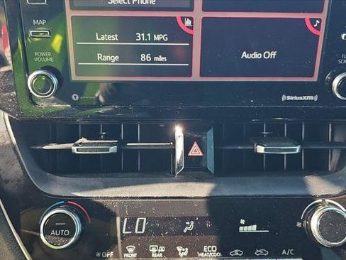Used 2020 Toyota Corolla SE FWD image 12
