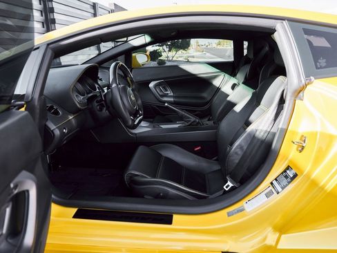Used 2005 Lamborghini Gallardo image 35