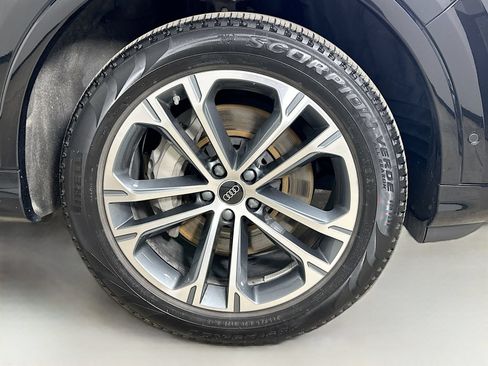 Used 2025 Audi Q7 2.0T Premium Plus AWD/4WD image 10