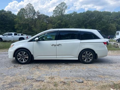 Used 2017 Honda Odyssey Touring image 6